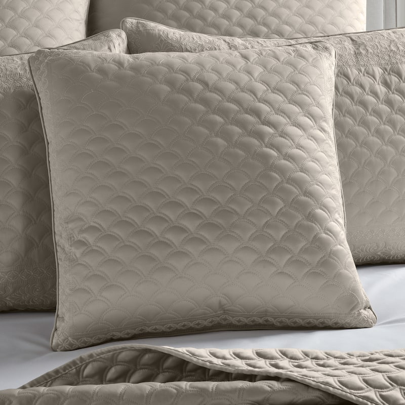 J. Queen New York Lyndon 20" Square Decorative Throw Pillow
