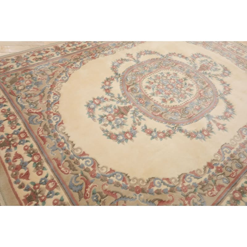 8x10 Hand Knotted Wool Ivory French Aubusson Plush Pile Medallion Rug - 8' x 10'