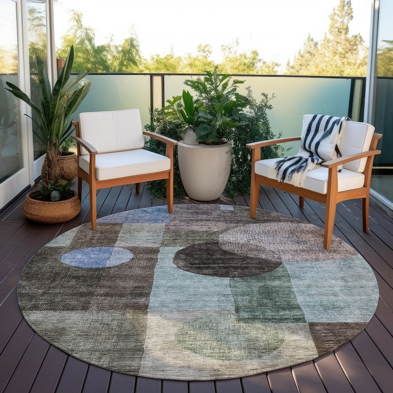 Machine Washable Indoor/ Outdoor Abstract Geo Chantille Rug