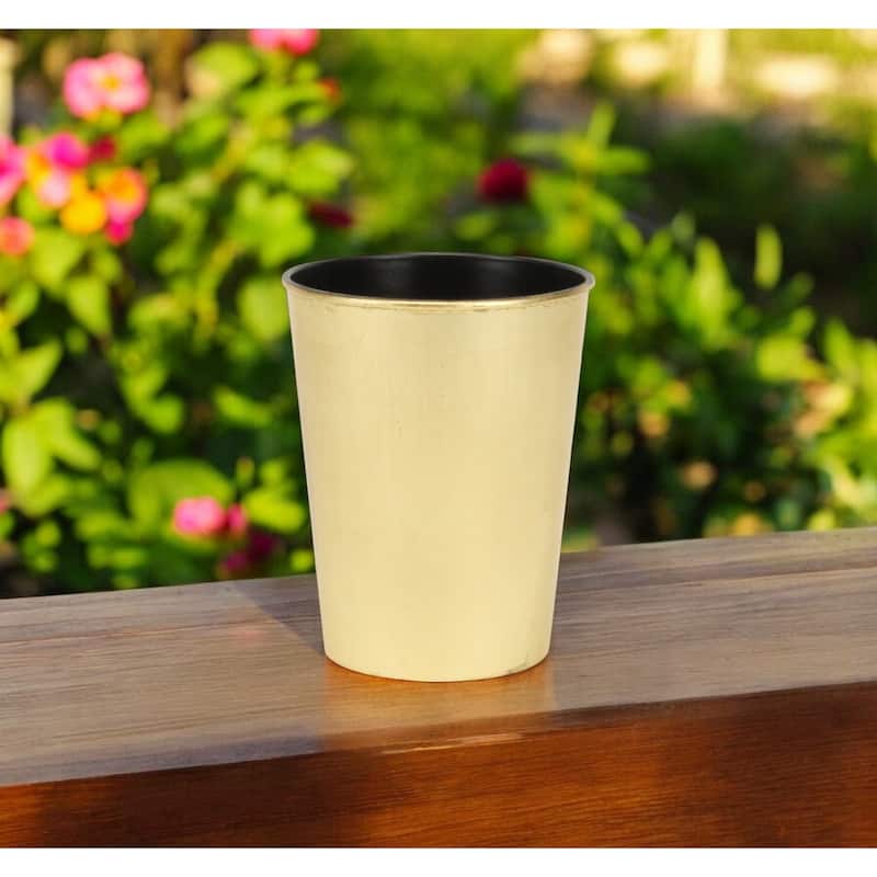 HomeRoots 5" Gold Recycled Plastic Indoor Outdoor Round Pot Planter - Gold
