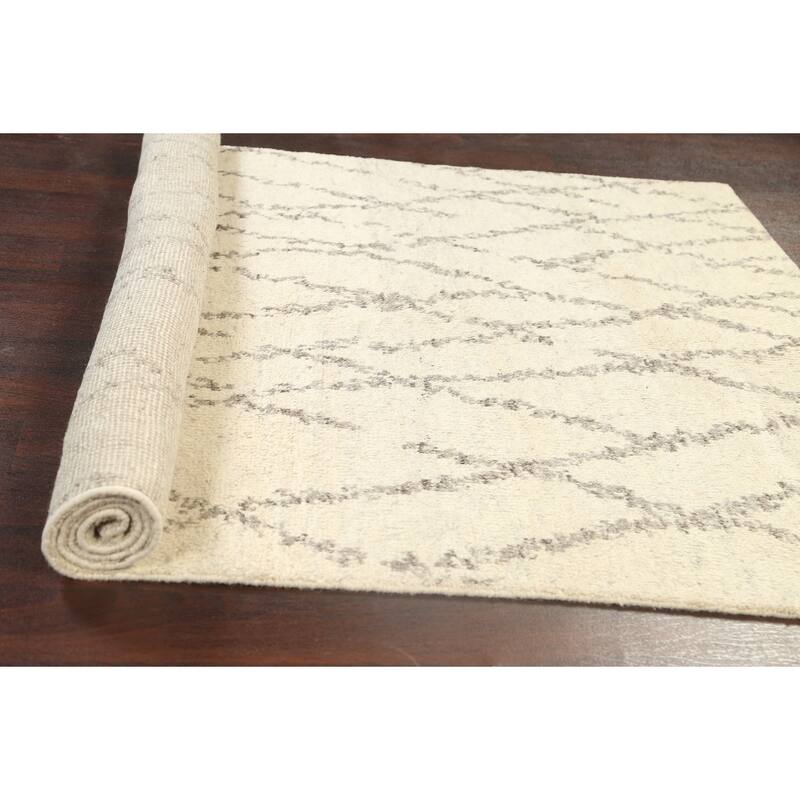 Geometric Contemporary Moroccan Oriental Wool Area Rug Hand-knotted - 5'2" x 7'7"