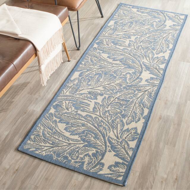 SAFAVIEH Courtyard Bettyjane Tropical Leaves Indoor/ Outdoor Area Rug