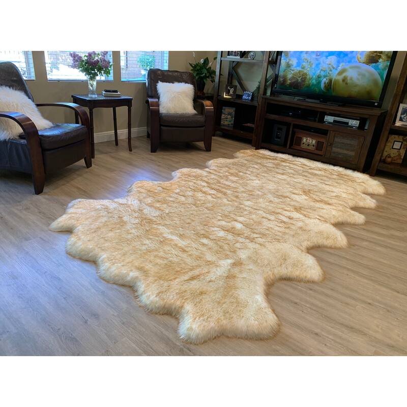 Highland Select Natural Long Wool Sheepskin 12 Pelt Shag Rug - 5'5" x 9'2"