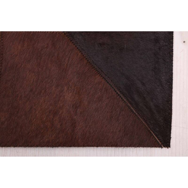 ECARPETGALLERY Handmade Cowhide Patchwork Dark Brown Leather Rug - 4'1 x 6'0