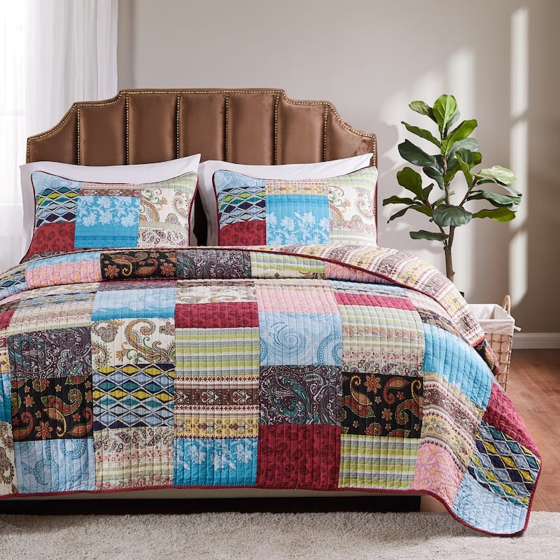 Greenland Home Fashions Bohemian Dream 100% Cotton Authentic Patchwork Reversible Quilt Set