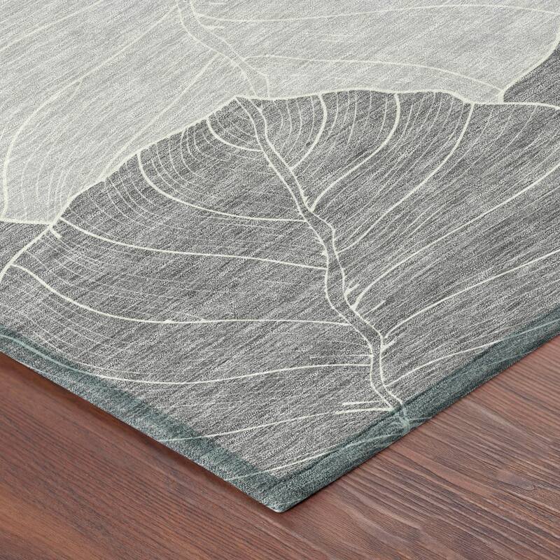 Machine Washable Indoor/ Outdoor Tropical Floral Chantille Rug