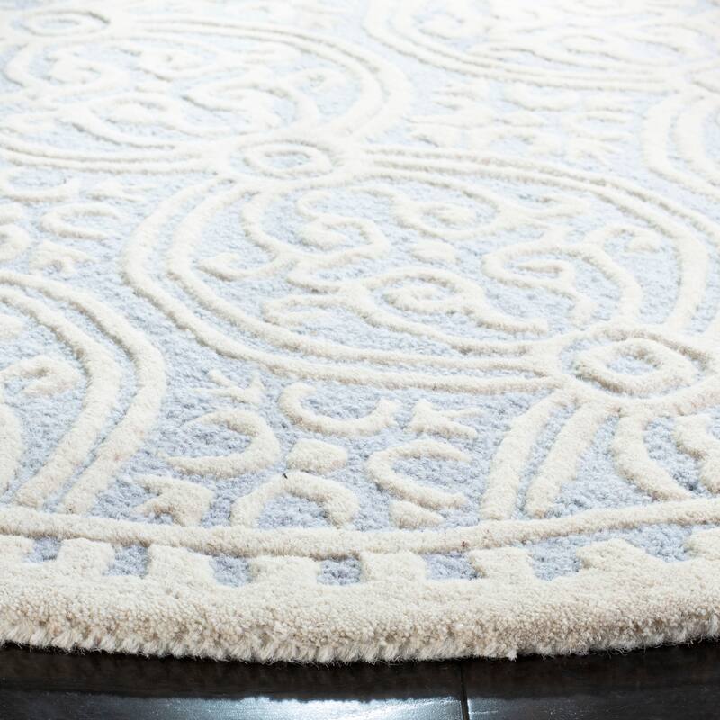 SAFAVIEH Handmade Cambridge Myrtis Modern Moroccan Wool Area Rug
