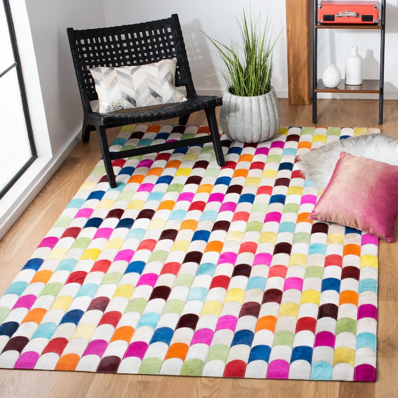 SAFAVIEH Handmade Studio Leather Alesa Modern Leather Rug - 8' x 10' - Ivory/Multi