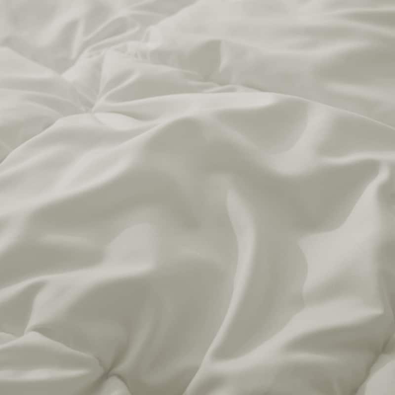 Lightweight Down Alternative Comforter Duvet Insert with Soft Microfiber Shell