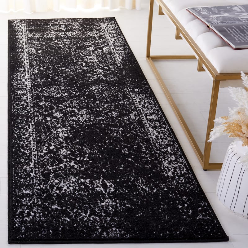 SAFAVIEH Adirondack Dakota Rustic Shabby Chic Distressed Rug - 2'6"x8' Runner - Black/Ivory