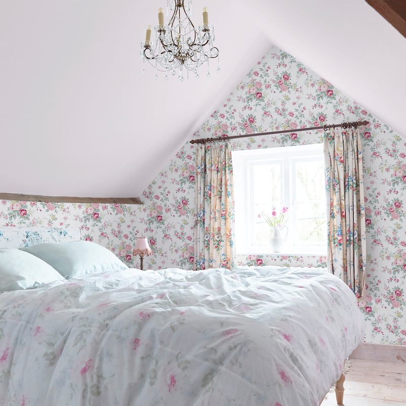 Shabby Chic by Rachel Ashwell Wild Flower Off White Wallpaper