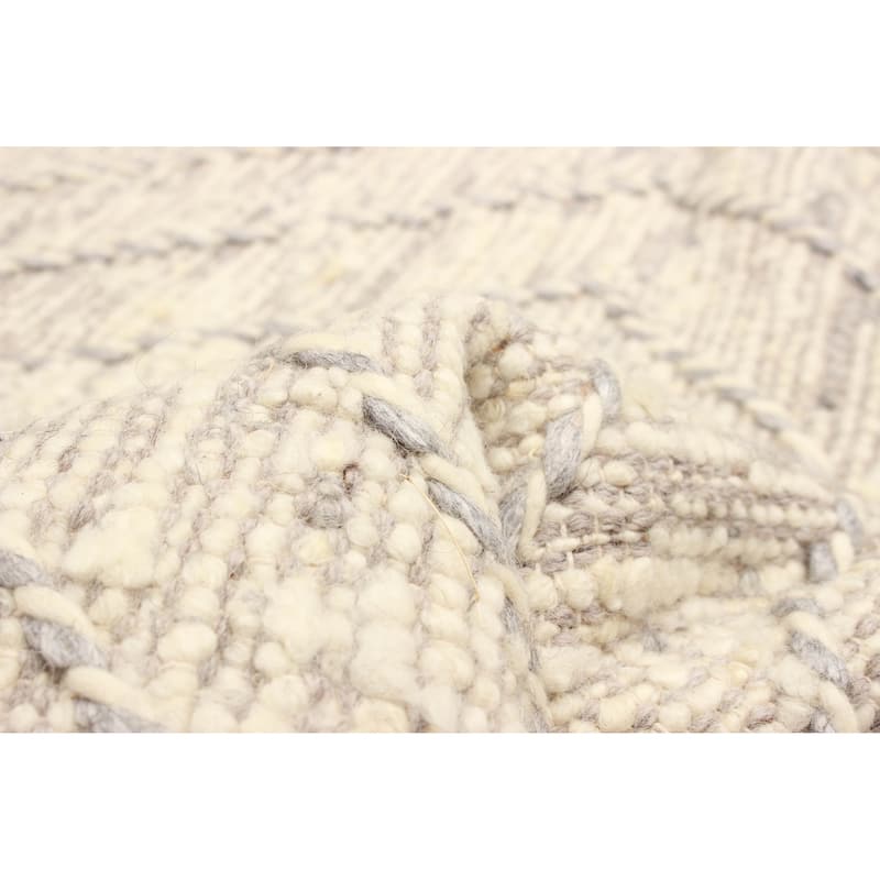 Sienna Taupe Rug 5'5" x 7'9" - 5'5 x 7'9
