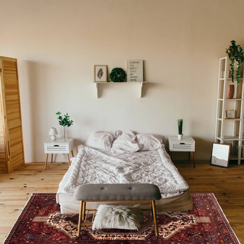 ECARPETGALLERY Hand-knotted Anadol Cream, Red Wool Rug - 4'6 x 7'9