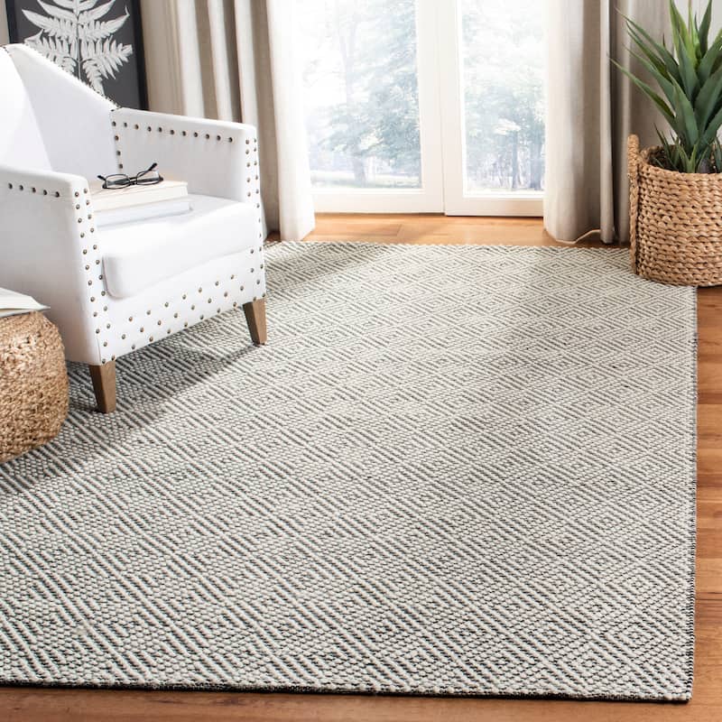 SAFAVIEH Handmade Vermont Kirstin Wool Rug - 8' x 10' - Ivory/Black