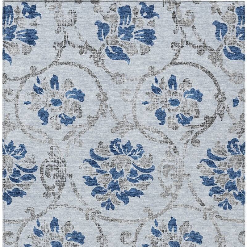 HomeRoots Floral Traditional Rectangle Outdoor Rug