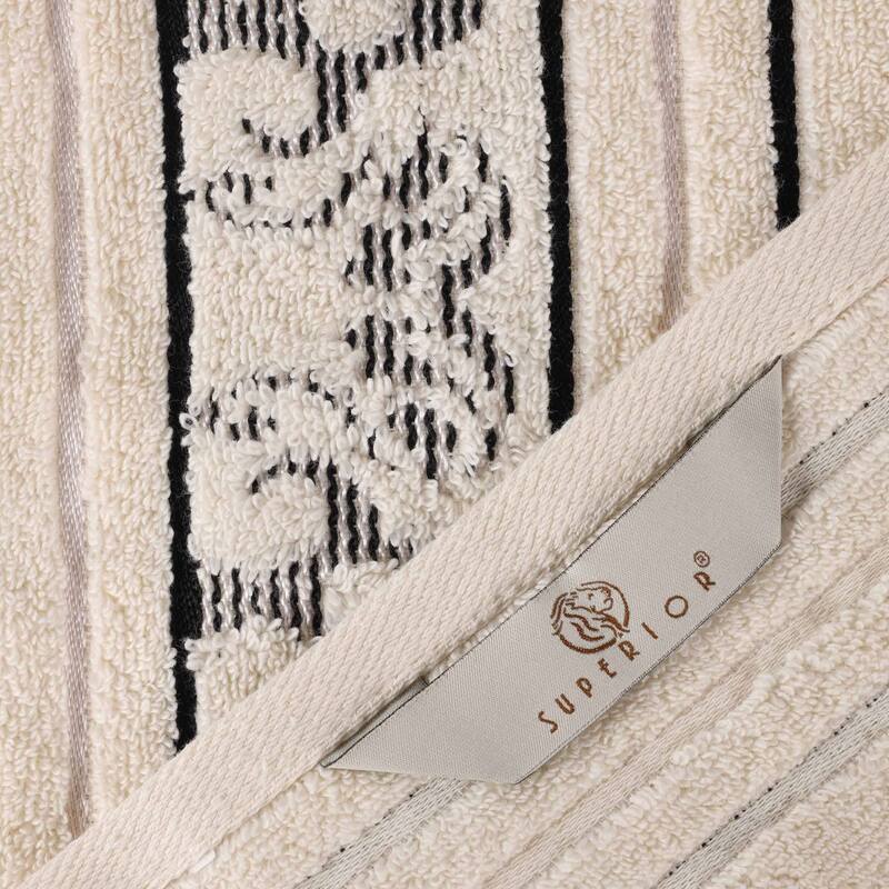 Superior Sadie Zero Twist Cotton Solid and Floral Bath Towel Set of 4
