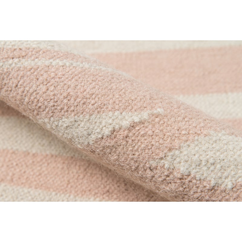 Skyline Decor Light Green Thompson Rugs in Rectangle Shape - Big