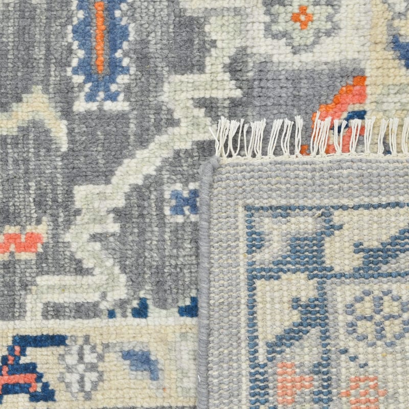 Contemporary Floral Light Gray Area Rug