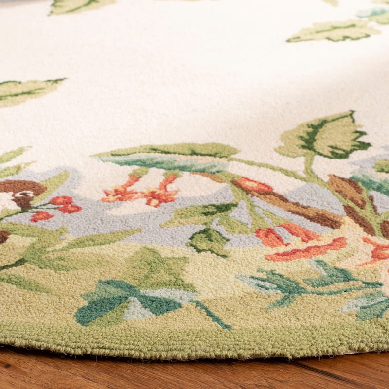 SAFAVIEH Handmade Chelsea Margrieta French Country Wool Rug - 4' Round - Beige/Green