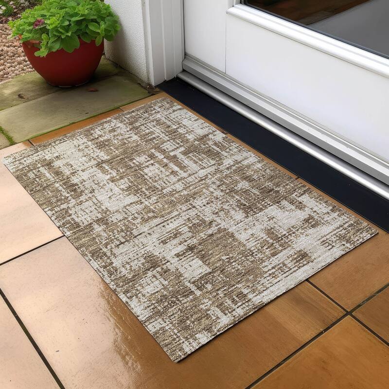 Machine Washable Indoor/ Outdoor Chantille Abstract Solid Rug - Brown - 1'8" x 2'6"