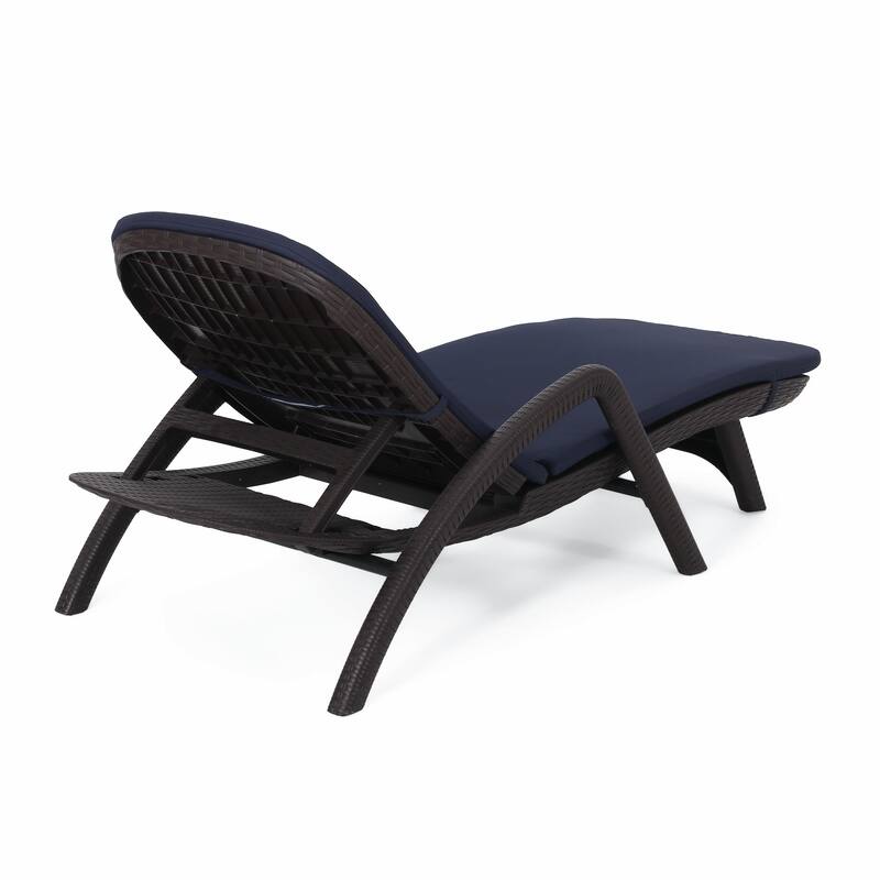 rgonomic Outdoor Chair with Wicker Texture - Durable, Comfortable Cushion, Stable Design