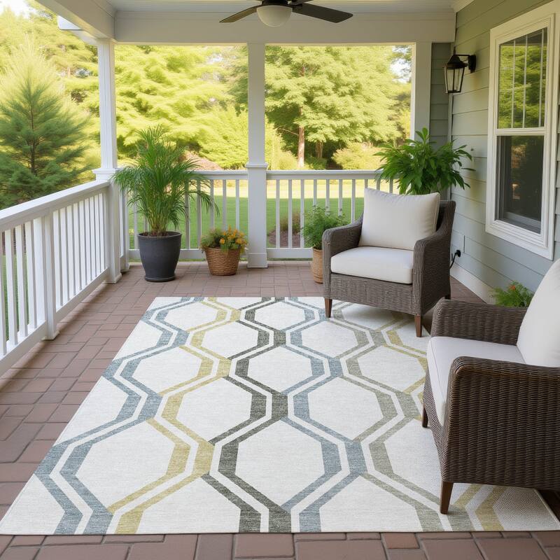 Machine Washable Indoor/ Outdoor Contemporary Dimensions Chantille Rug
