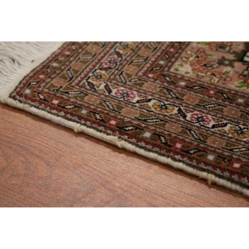 Hand Knotted Oriental 100% Wool Carpet Traditional Floral Beige & Ivories Tabriz Area Rug - 8' 2'' X 8' 2''