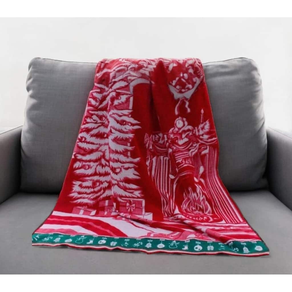 HomeRoots Queen Green And Red Mod Acrylic Woven Blanket