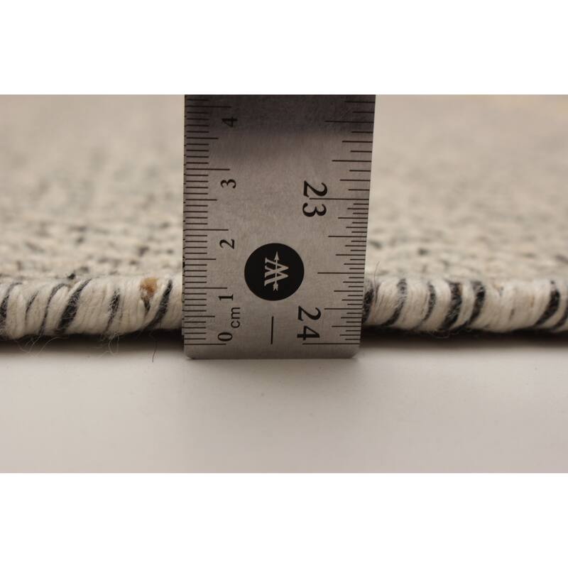 Sienna Ivory Rug 5'1" x 7'7" - 5'1 x 7'7