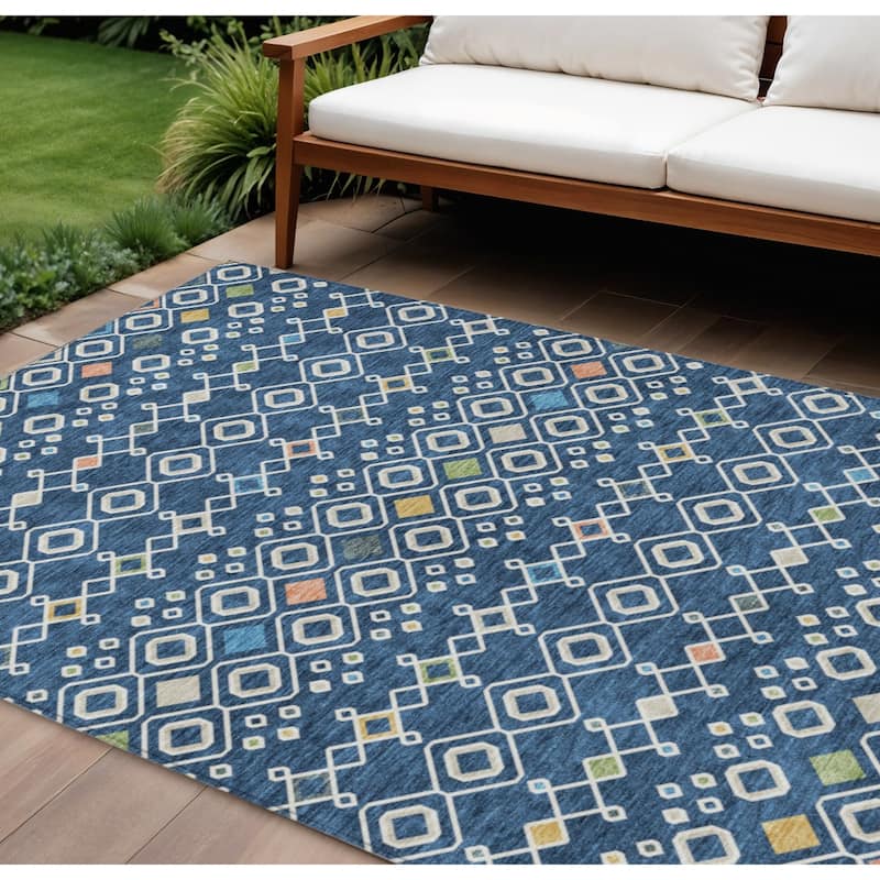HomeRoots Geometric Modern Rectangle Outdoor Rug - 9' X 12'