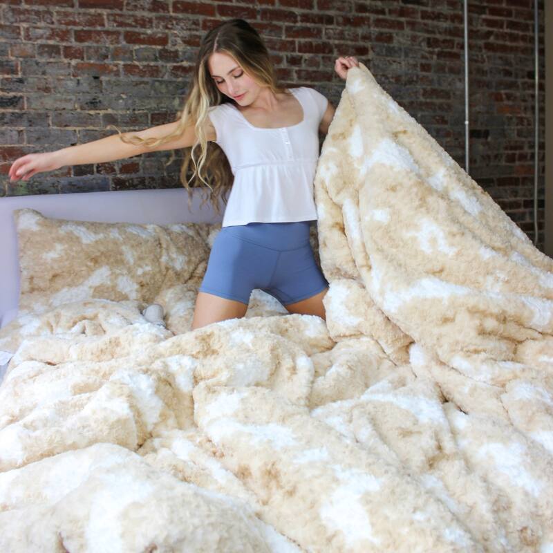 Puppy Love - Coma Inducer® Oversized Comforter Set - Tan and White