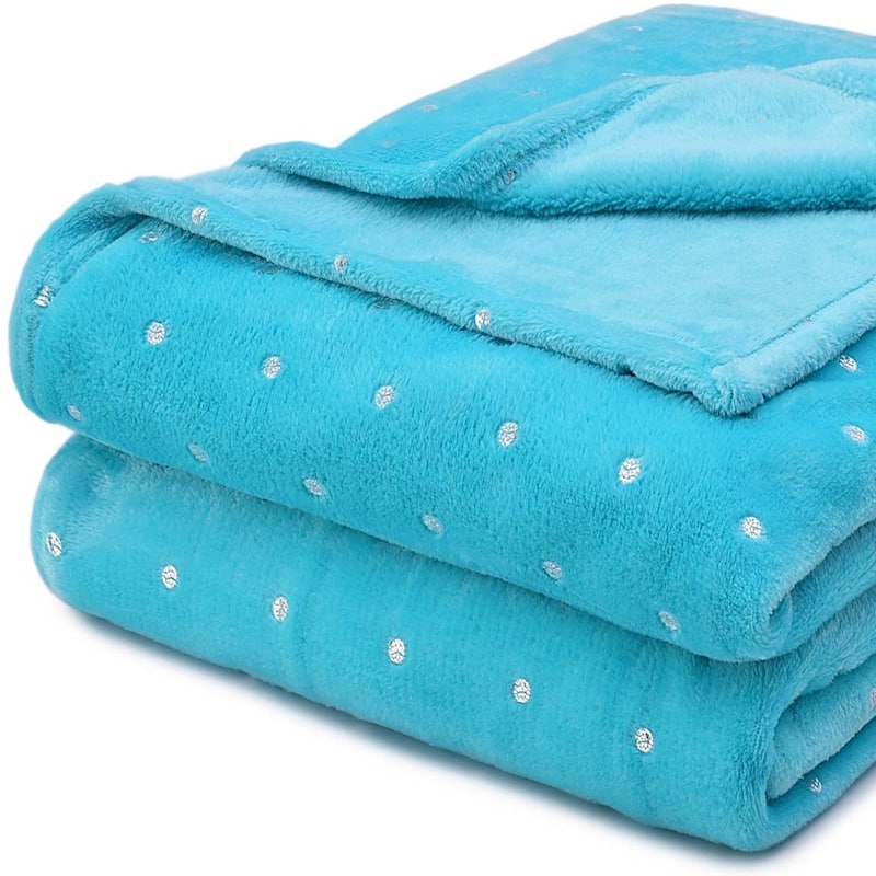 HomeRoots 50" X 60" Light Blue And Silver Fleece Woven Polka Dots Plush Throw Blanket