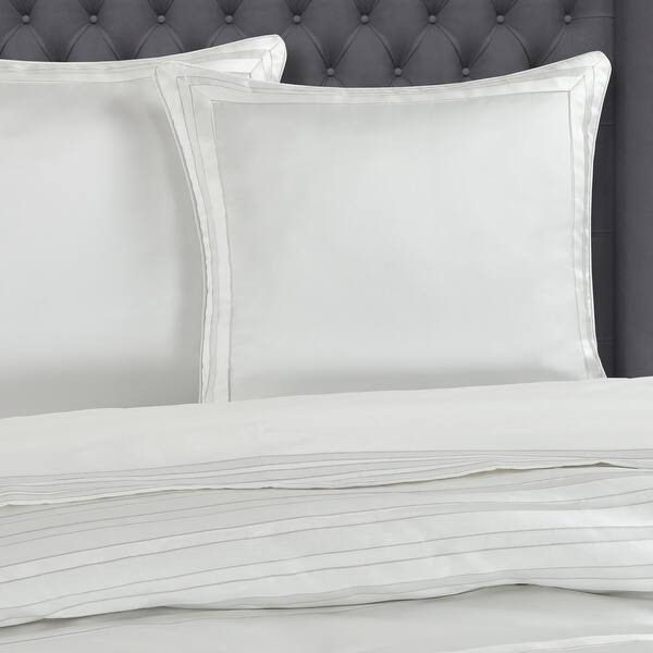 J. Queen New York Calvari Euro Sham