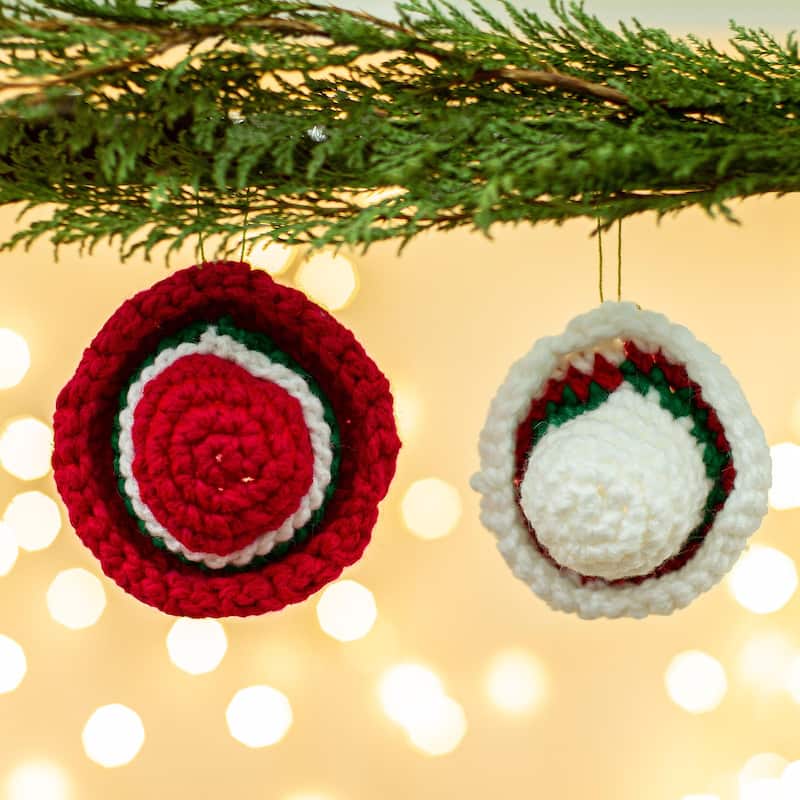 Novica Handmade Holiday Sombreros Crocheted Ornaments (Pair)