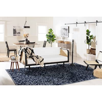 SAFAVIEH Handmade Jardin Ikram Wool Rug