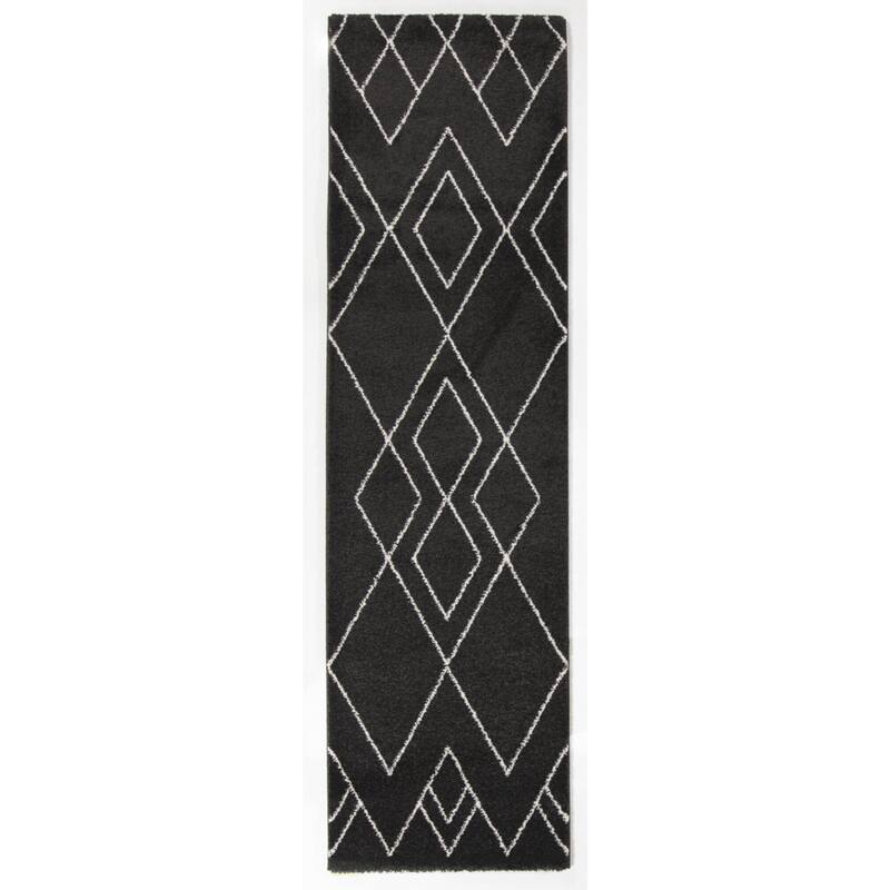 Carson Carrington Isgarde Diamond Area Rug