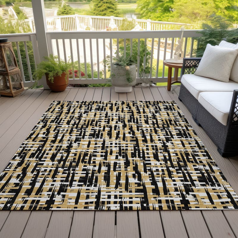 Machine Washable Indoor/ Outdoor Modern Crosshatch Chantille Rug