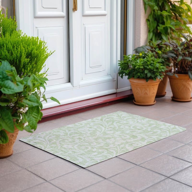Machine Washable Indoor/ Outdoor Chantille Traditional Rug - Aloe - 1'8" x 2'6"