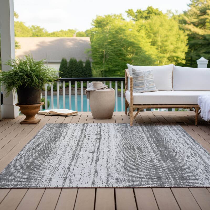 Machine Washable Indoor/ Outdoor Chantille Ombre Stripes Rug