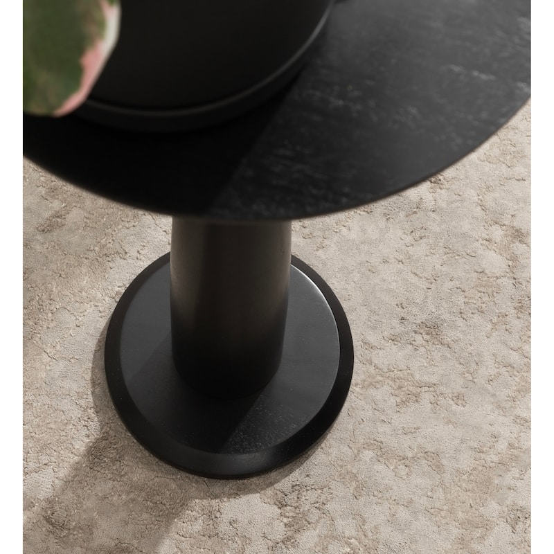 Kate and Laurel Jakob Round Side Table