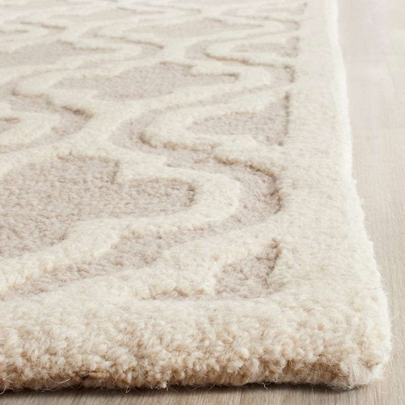 SAFAVIEH Handmade Cambridge Marijela Modern Moroccan Wool Rug