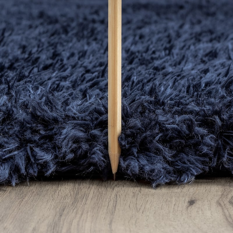 Heartfelt Shag Modern & Contemporary Solid Color Indoor Area Rug