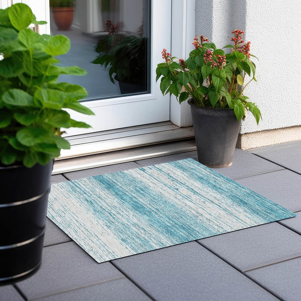 Machine Washable Indoor/ Outdoor Chantille Ombre Stripes Rug