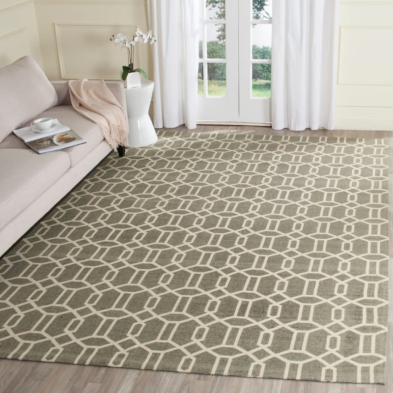 SAFAVIEH Handmade Cedar Brook Hakiema Modern Jute Rug - 8' x 10' - Grey/Ivory