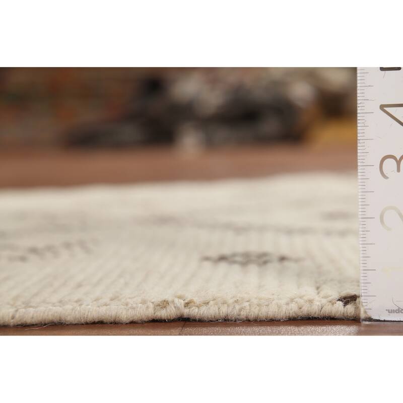 Ivory Geometric Moroccan Oriental Accent Rug Handmade Wool Carpet - 2'10"x 5'7"