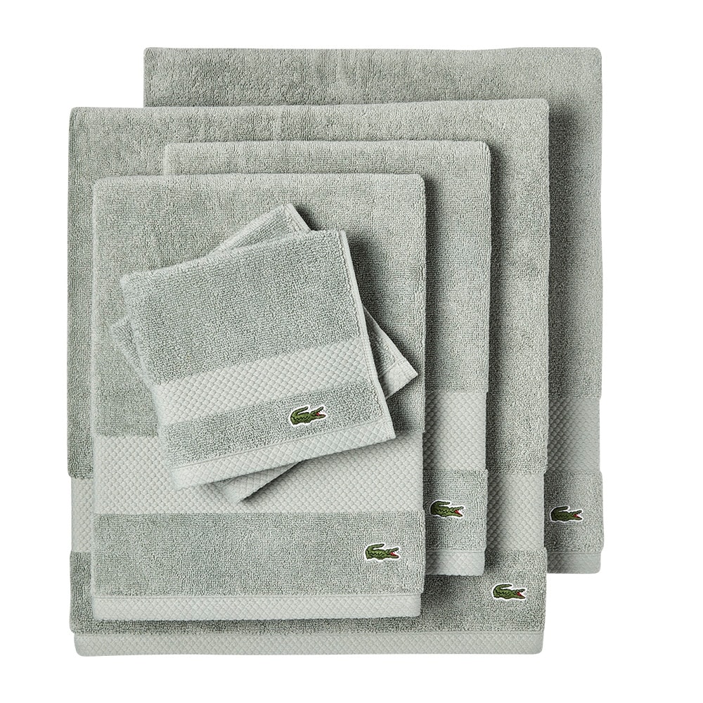 https://ak1.ostkcdn.com/images/products/is/images/direct/5338ad056363efaf90c34744701917cad2133a7a/Lacoste-Heritage-6-Piece-Towel-Set.jpg