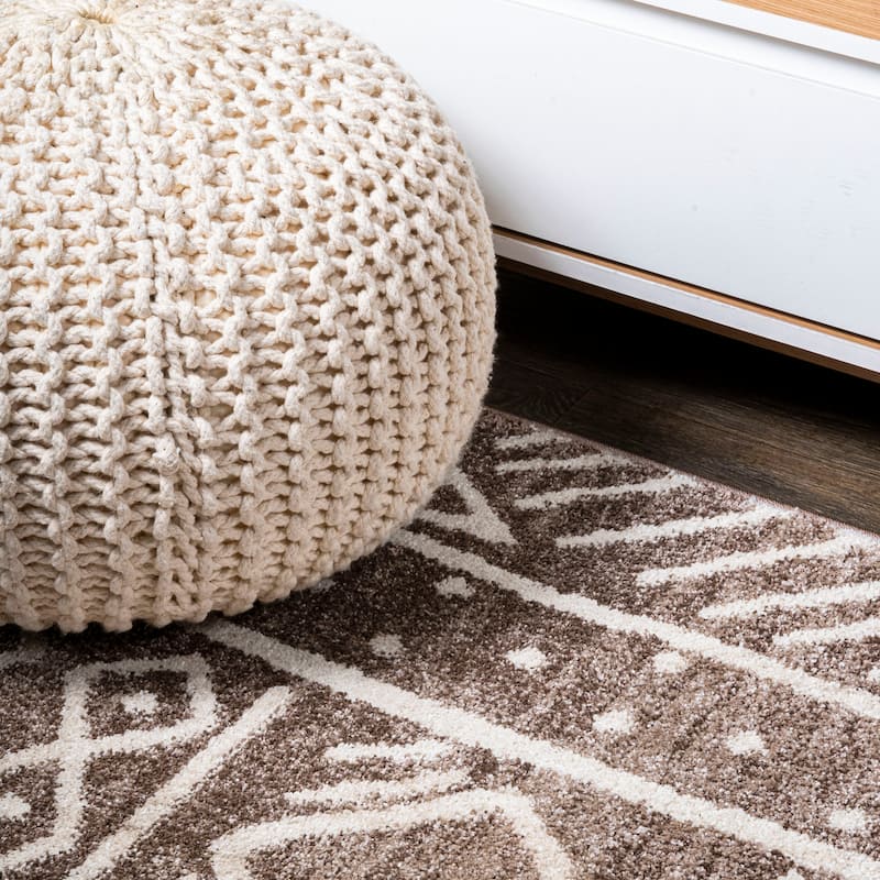 JONATHAN Y Azmar Tribal Geometric Area Rug