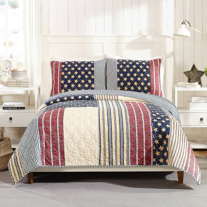 Modern Heirloom Americana Cotton Reversible Quilt Set