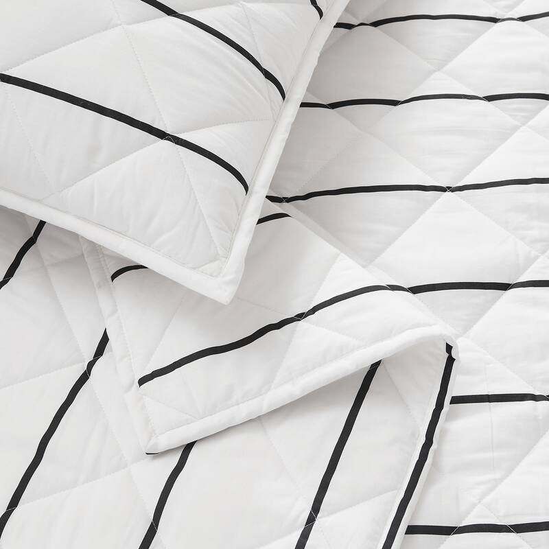 Brooklyn Loom Hayward Stripe 3 Piece Quilt Set