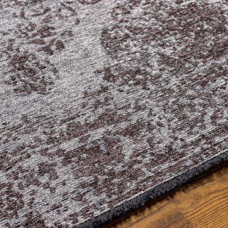 Livabliss Aisha Vintage Medallion Area Rug